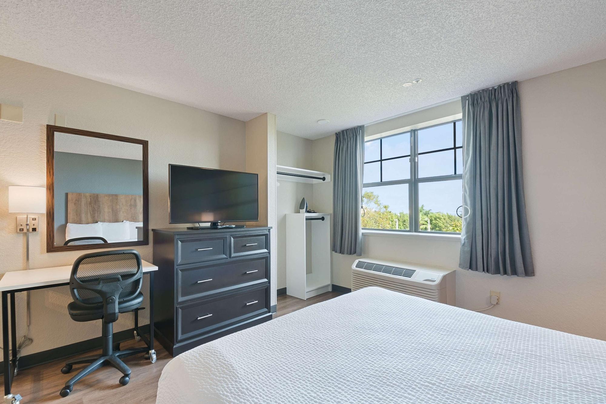 Extended Stay America Premier Suites - Miami - Airport - Doral - 87Th Avenue South Sweetwater Exterior foto