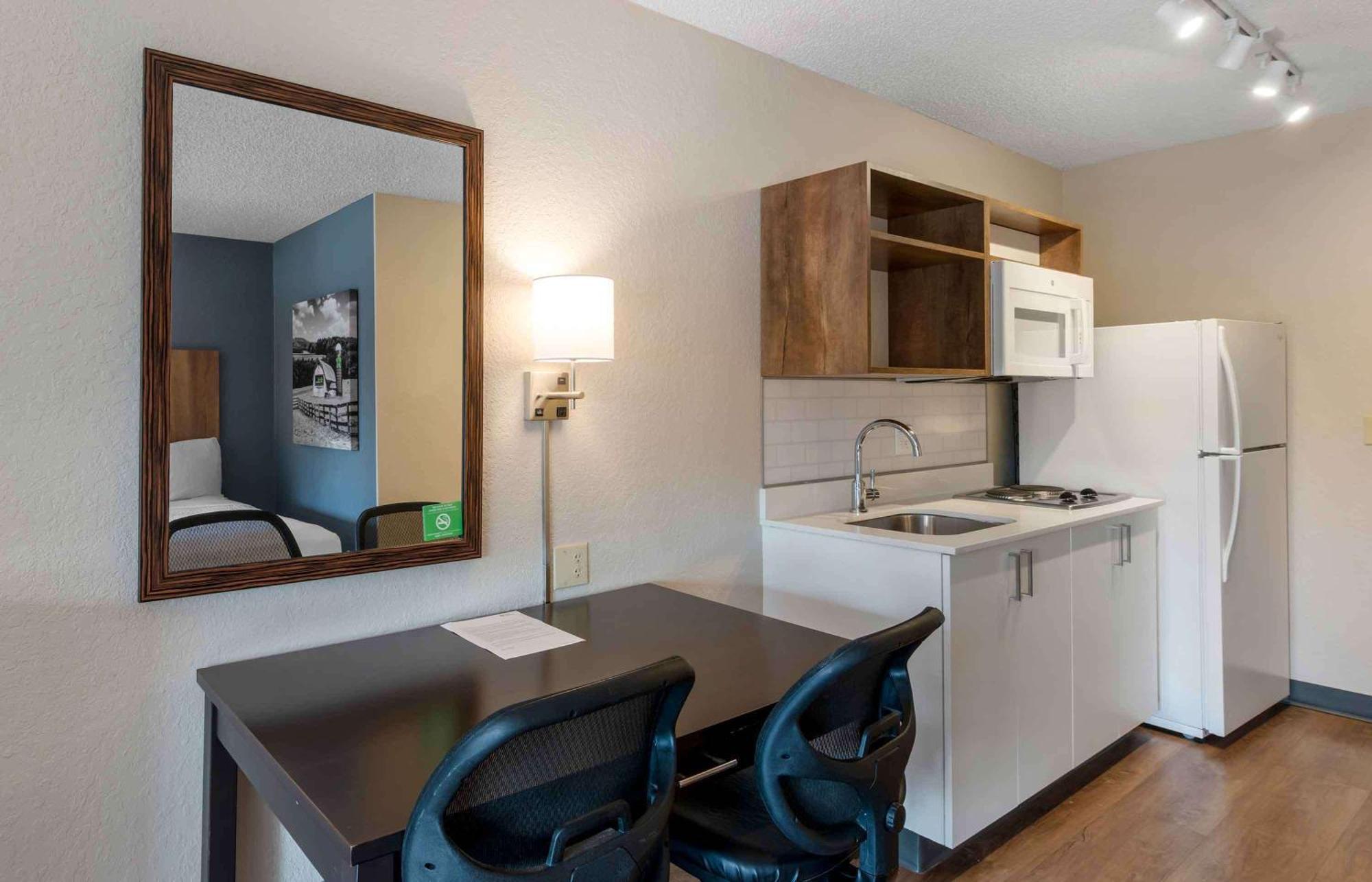 Extended Stay America Premier Suites - Miami - Airport - Doral - 87Th Avenue South Sweetwater Exterior foto