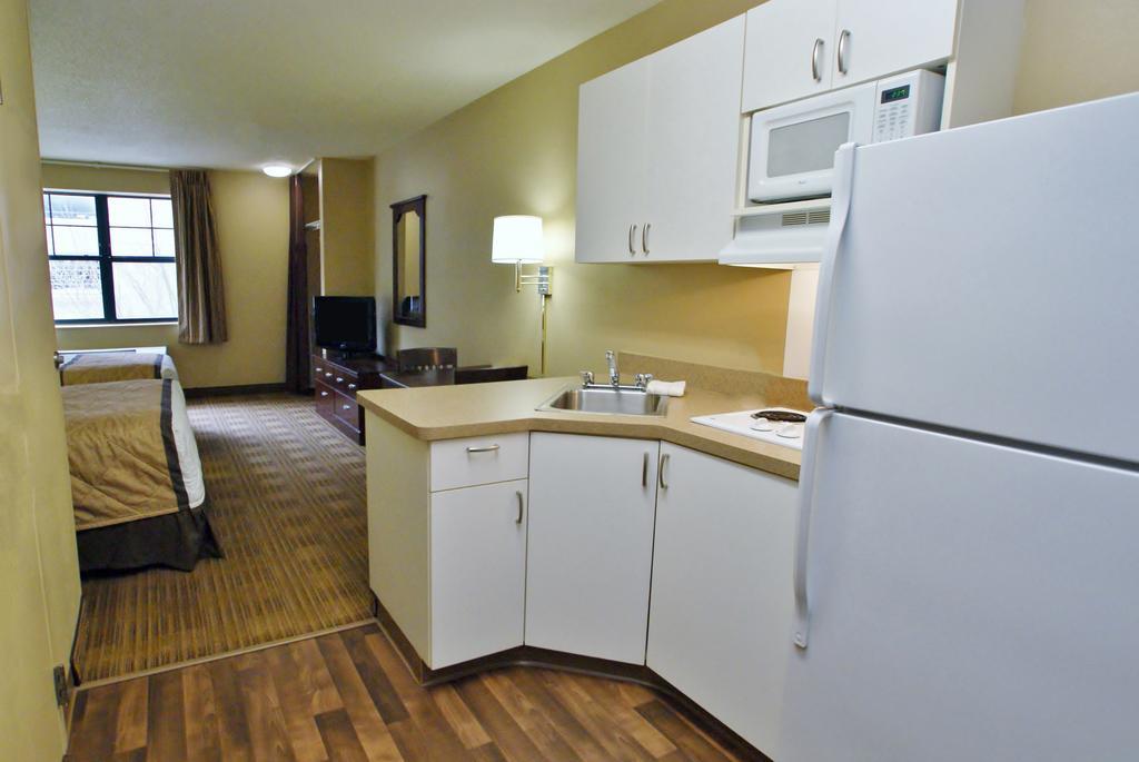 Extended Stay America Premier Suites - Miami - Airport - Doral - 87Th Avenue South Sweetwater Exterior foto
